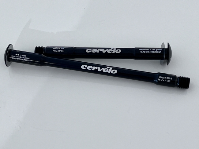 Cervélo Aero Through Axle - Avant 12x100 - QRA-AERO-F + Arrière 12x142mm - QRA-AERO-R / Set