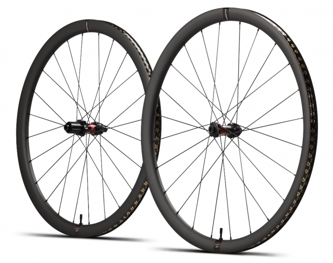 Reserve 34/37 Carbon All Around Everyday Performance Ruote 700c | DT 180