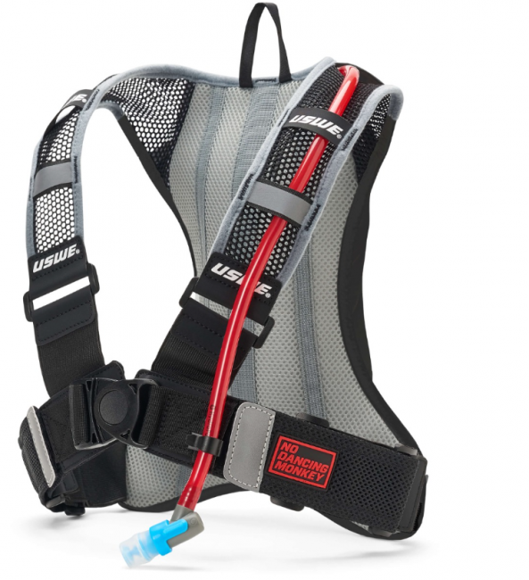 USWE Outlander Pro 2L hydration backpack