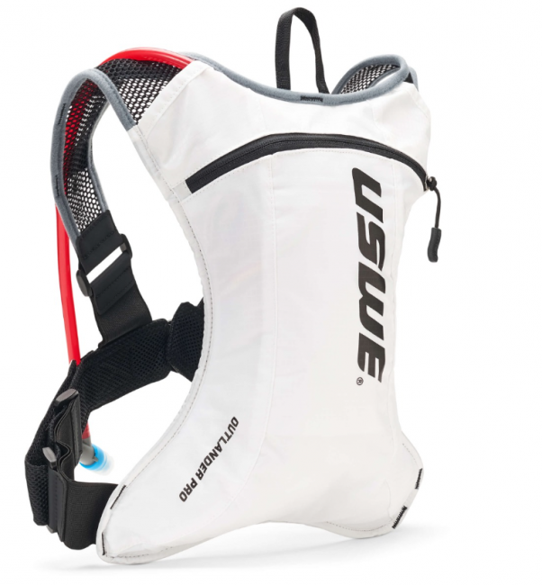 USWE Outlander Pro 2L hydration backpack