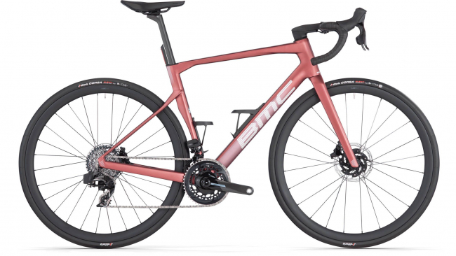 BMC Roadmachine 01 THREE SRAM Force AXS Metallic Rojo Marrón / Blanco