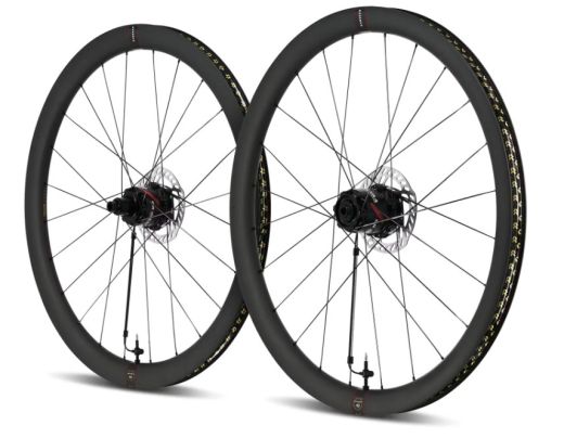GRAVAA x Reserve 40/44 GR Aero Wheels For Speed On Gravel 700c GRAVAA x Reserve 40/44 GR Aero Wheels For Speed On Gravel 700c