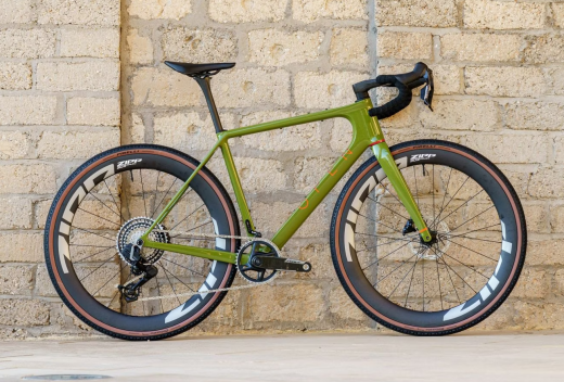 OPENCycle OPEN U.P. 2.0 SRAM Red AXS E1 XPLR 1x13 ZIPP 303 XPLR SW OPENCycle OPEN U.P. 2.0 SRAM Red AXS E1 XPLR 1x13 ZIPP 303 XPLR SW