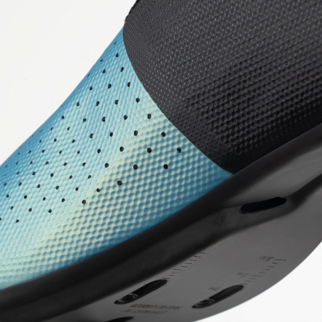 fi'zi:k TEMPO DECOS CARBON Iridescent Light Blue