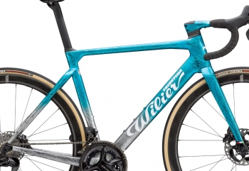 Wilier Triestina Filante SLR + Filante BAR F9 ASTANA 2023