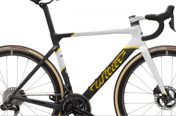 Wilier Triestina Filante SLR + Filante BAR F13 TDF23 lucido