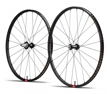 Reserve 22|GR Carbon GRAVEL COMFORT FOR ALL DAY ADVENTURE Wheelset 700c | ID 9 Torch