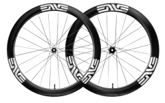 ENVE SES 4.5 Pro Carbon Disc ENVE Innerdrive Premium 12x100/12x142 Laufradsatz White Decals ENVE SES 4.5 Pro Carbon Disc ENVE Innerdrive Premium 12x100/12x142 Laufradsatz White Decals