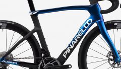 Pinarello Nieuwe Dogma F Disc Shimano Dura Ace Di2 Powermeter DT Swiss ARC 1400 50 H103 LUXTER BLAUW SHINY