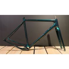 OPENCycle OPEN U.P. GravelPlus Disc Flat Mount Rahmenset British Racing Green / Bronze Decals limited Edition